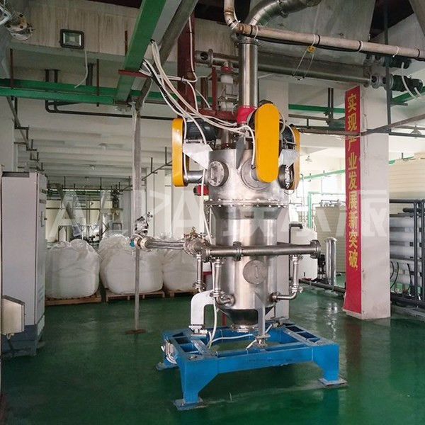 <a href=http://83557100.com/chanpin/27.html target=_blank class=infotextkey>氣流粉碎機</a>現場圖